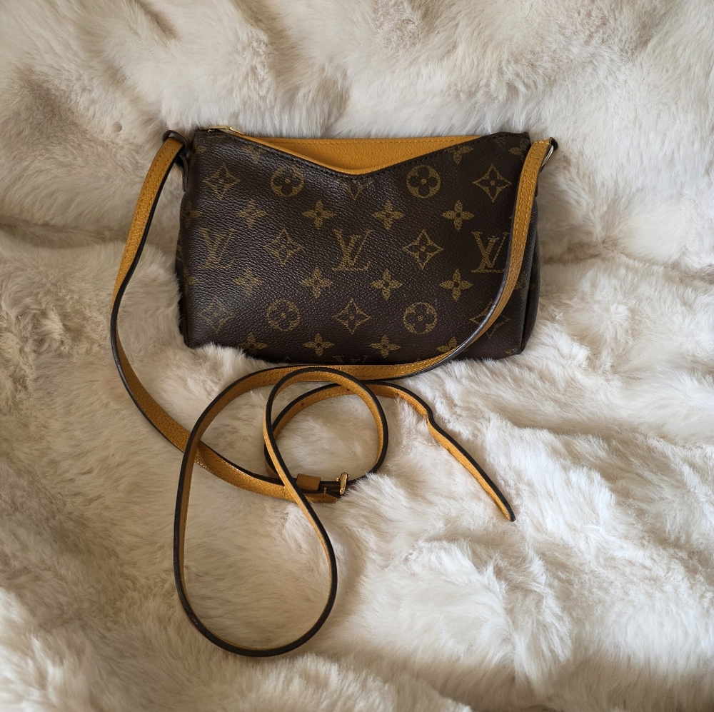 💕Louis Vuitton Pallas Uniform Monogram Crossbody